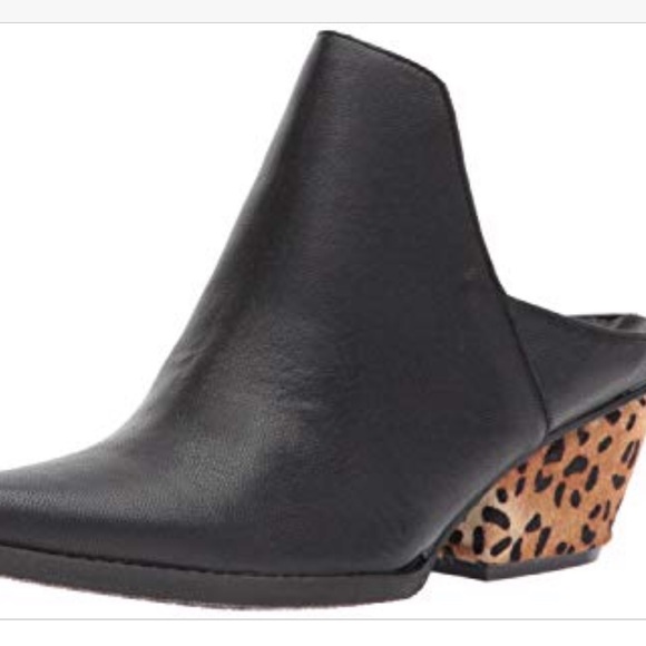 🌴Very  Volatile Chica Mule Leather Bootie - Picture 8 of 8